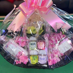 Meet your Posher, Laura